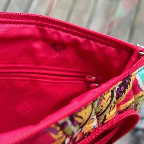 Vera Bradley Rumba Flowers Print Shoulder Little Crossbody Purse Red Quilted - Picture 14 of 15